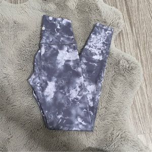 Darc Sport She Big Wolf Head Legging in Purple Stone Marble (XS)